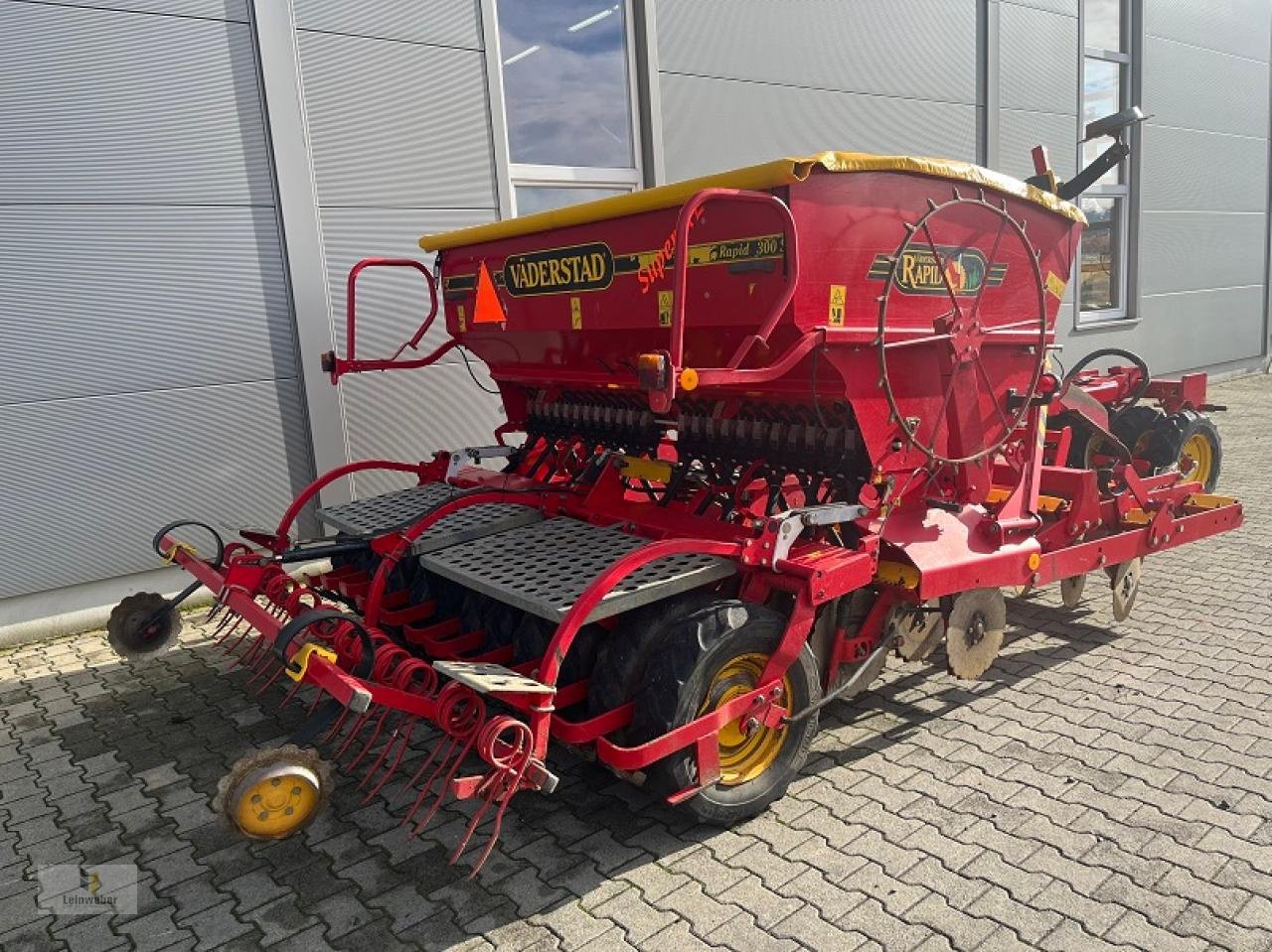 Drillmaschine des Typs Väderstad Rapid 300 Super XL, Gebrauchtmaschine in Neuhof - Dorfborn (Bild 3)