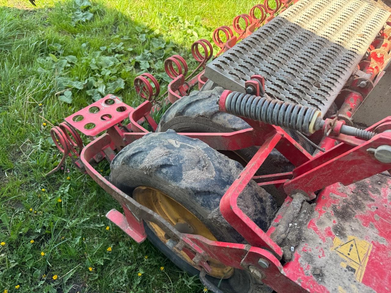 Drillmaschine typu Väderstad Rapid 300, Gebrauchtmaschine w Könnern (Zdjęcie 5)