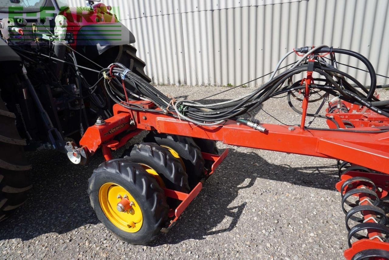 Drillmaschine del tipo Väderstad rapid 400 f, Gebrauchtmaschine In Korneuburg (Immagine 3)