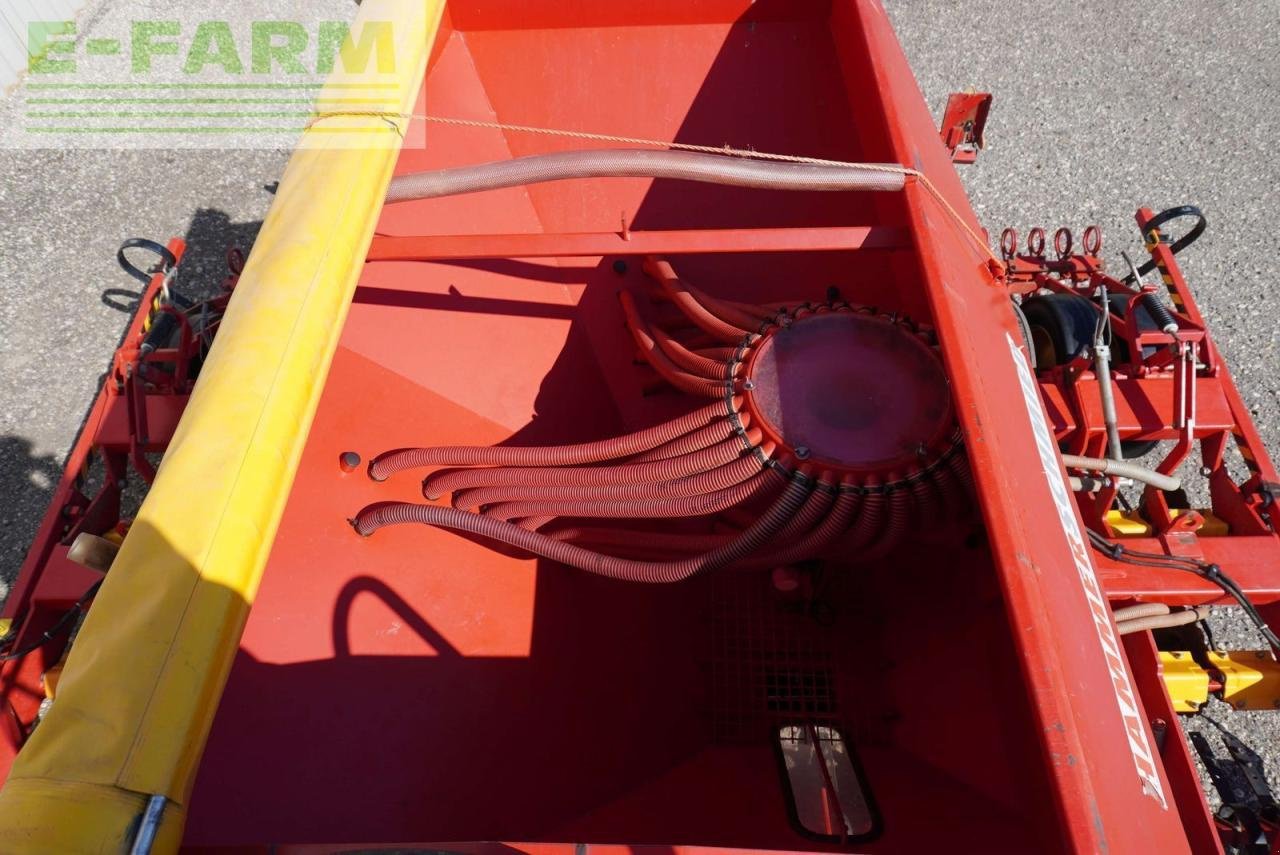 Drillmaschine del tipo Väderstad rapid 400 f, Gebrauchtmaschine In Korneuburg (Immagine 8)