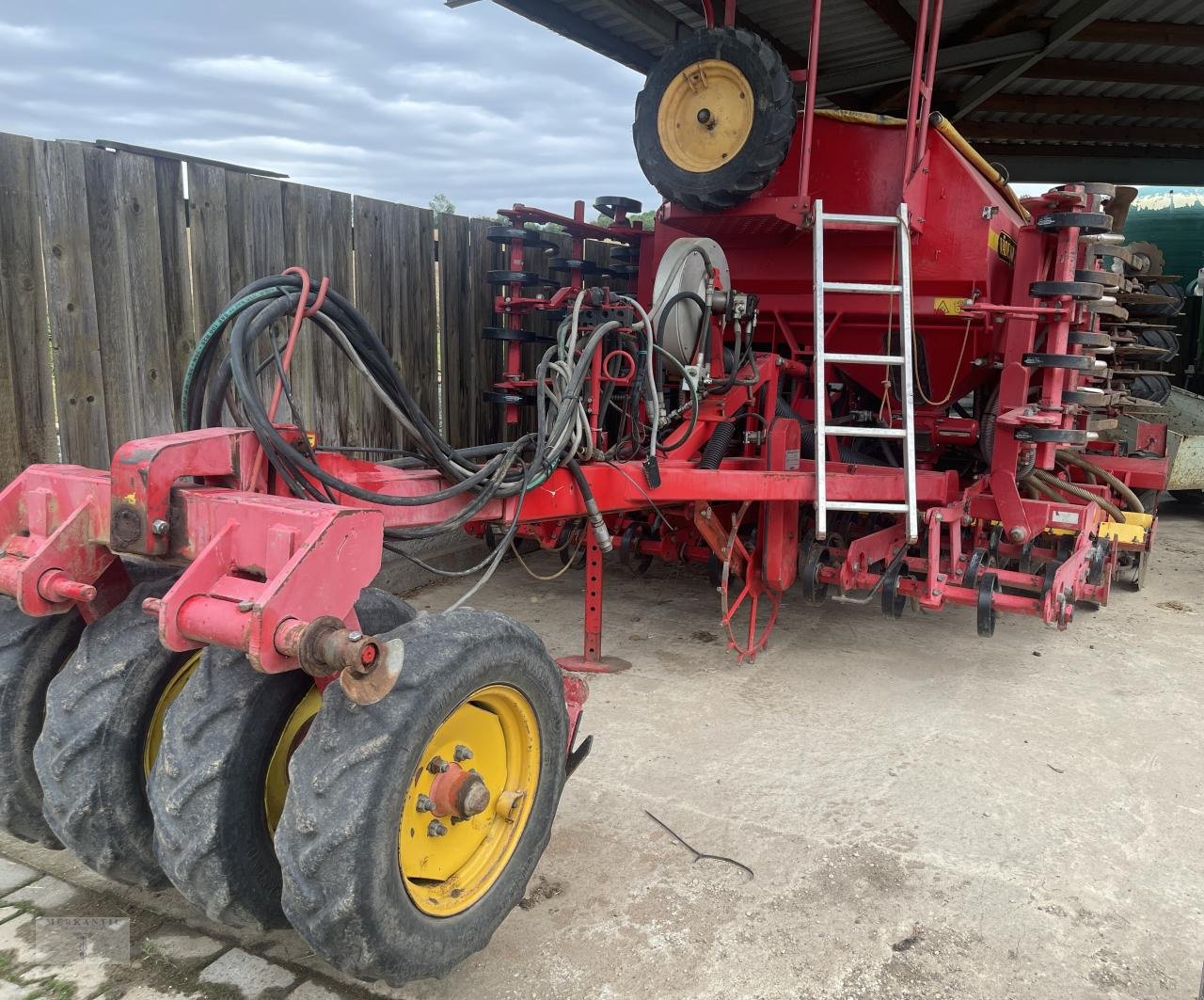 Drillmaschine typu Väderstad Rapid 450, Gebrauchtmaschine v Pragsdorf (Obrázek 1)