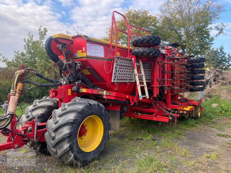Drillmaschine des Typs Väderstad Rapid 600 C + E-Service/ I-Pad, Gebrauchtmaschine in Teterow (Bild 1)