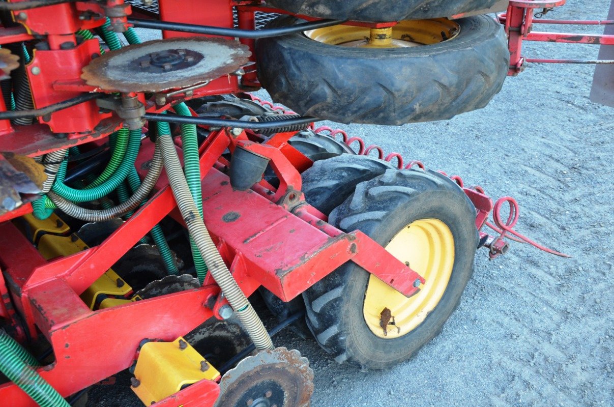 Drillmaschine tip Väderstad Rapid 600 F, Gebrauchtmaschine in Suhlendorf (Poză 17)