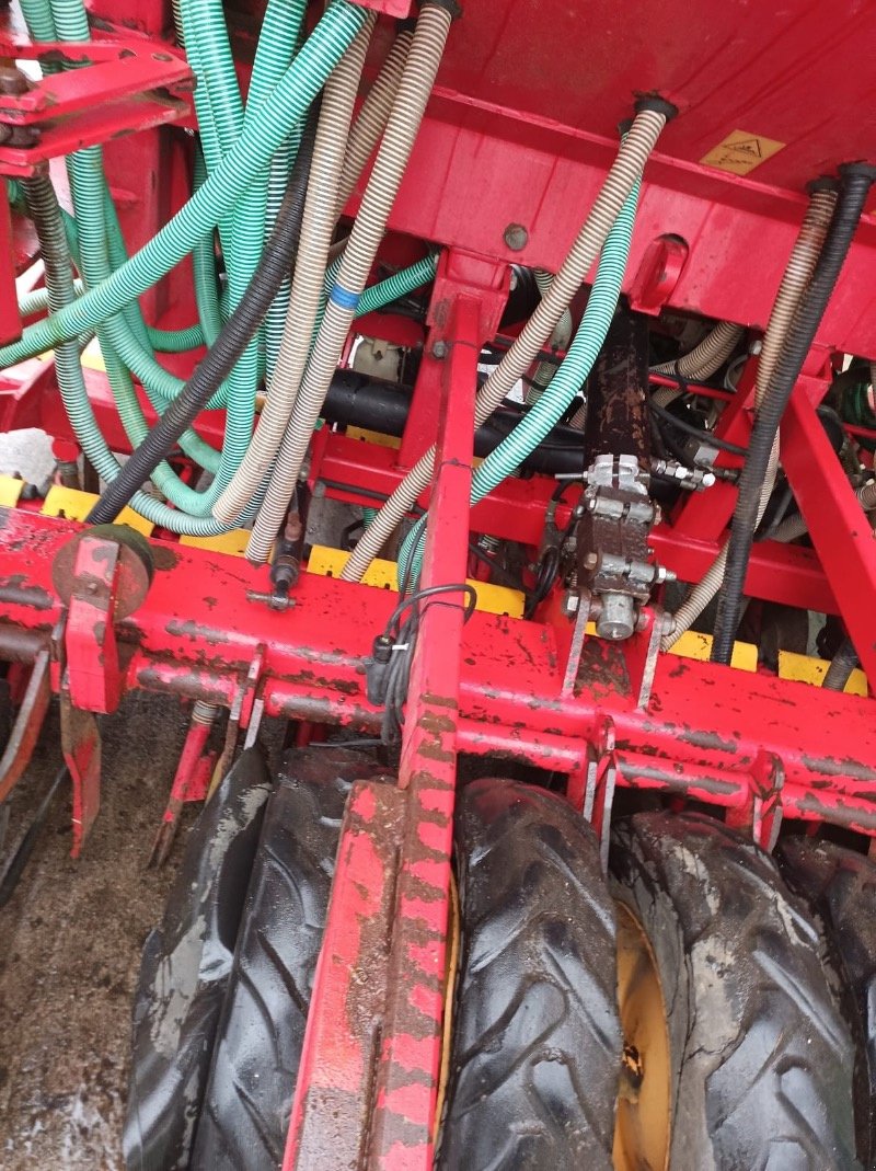 Drillmaschine typu Väderstad Rapid 600 P - Ersatzteilspender, Gebrauchtmaschine v Liebenwalde (Obrázok 5)