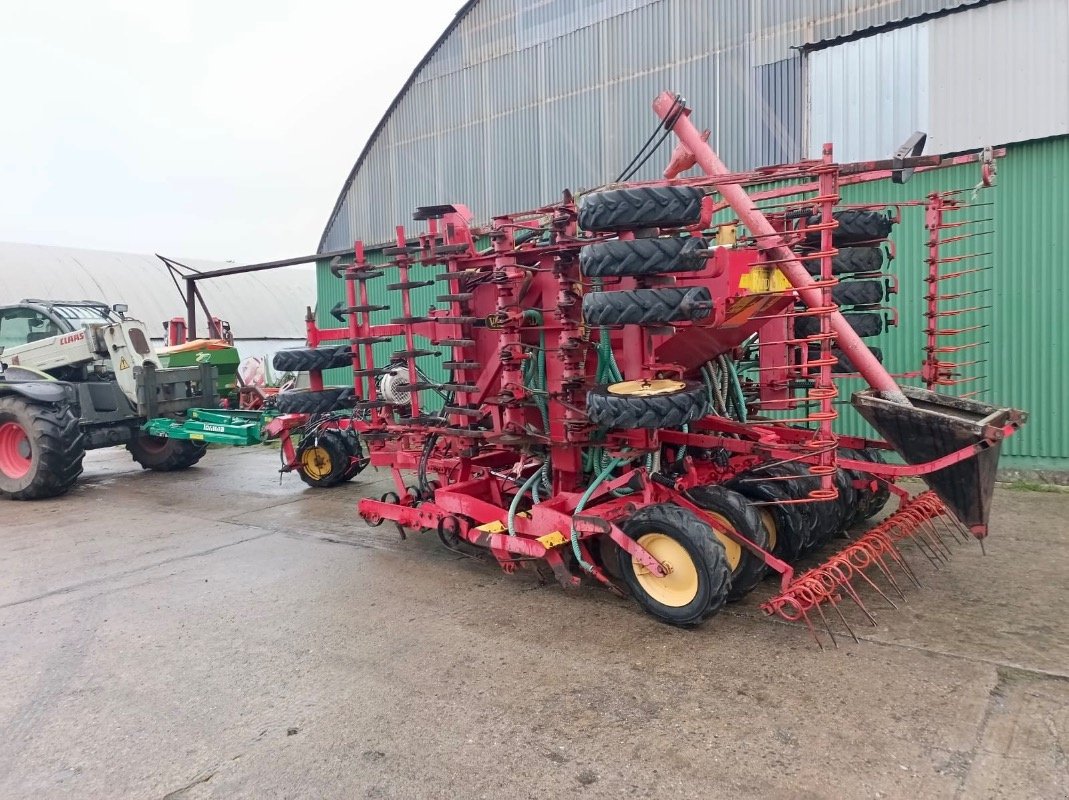 Drillmaschine typu Väderstad Rapid 600 P - Ersatzteilspender, Gebrauchtmaschine v Liebenwalde (Obrázok 7)