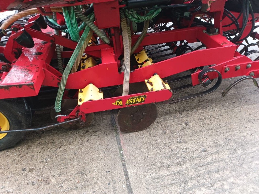 Drillmaschine typu Väderstad Rapid 600 P - Ersatzteilspender, Gebrauchtmaschine v Liebenwalde (Obrázok 11)