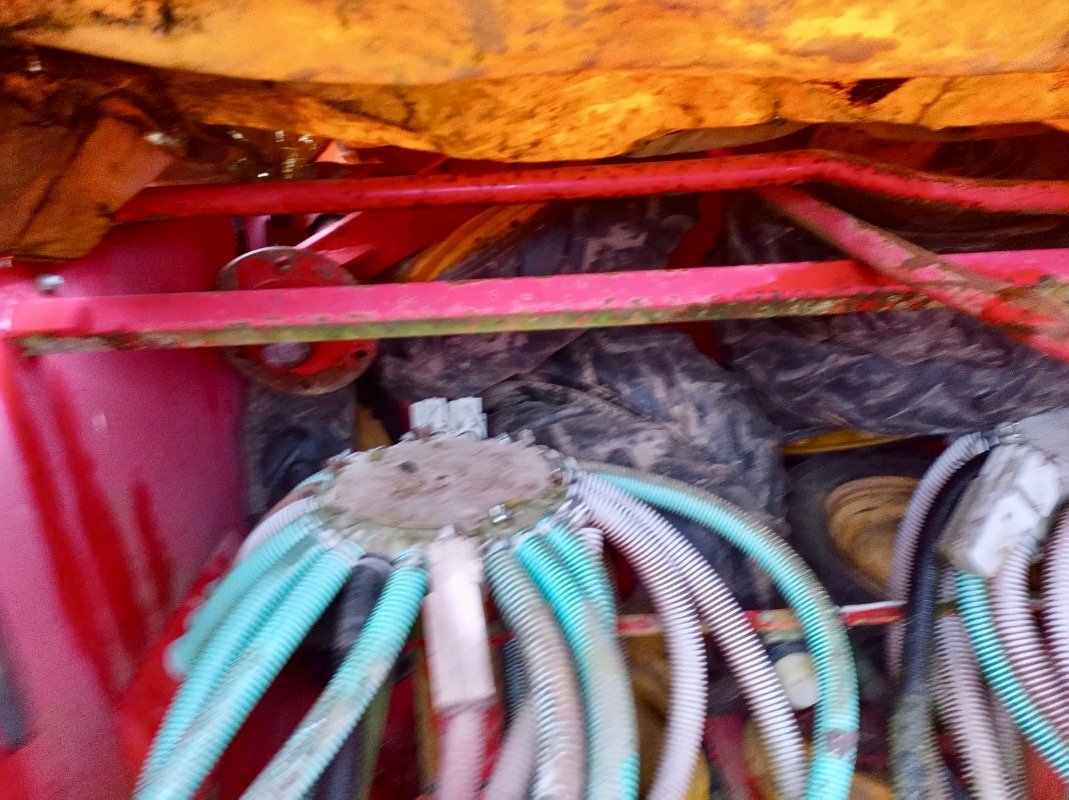 Drillmaschine typu Väderstad Rapid 600 P - Ersatzteilspender, Gebrauchtmaschine v Liebenwalde (Obrázok 15)