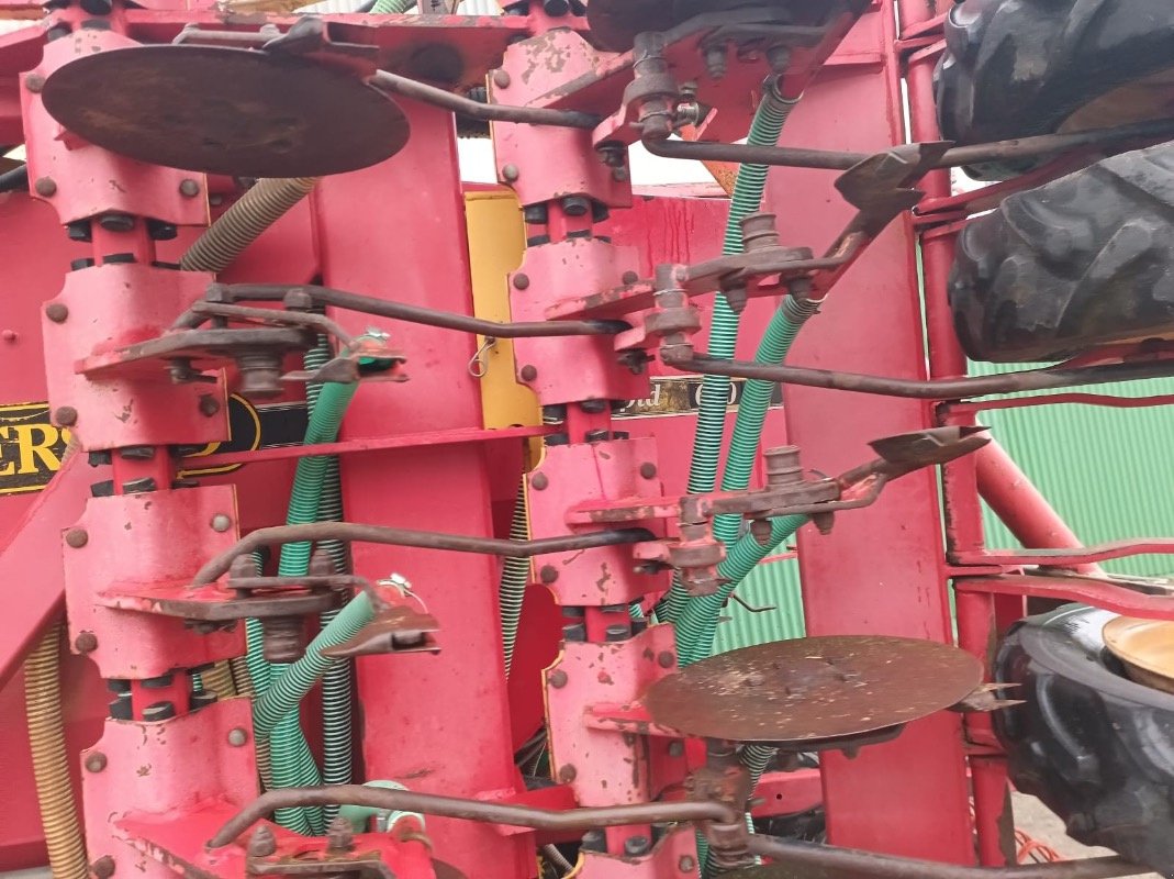 Drillmaschine typu Väderstad Rapid 600 P - Ersatzteilspender, Gebrauchtmaschine v Liebenwalde (Obrázok 22)