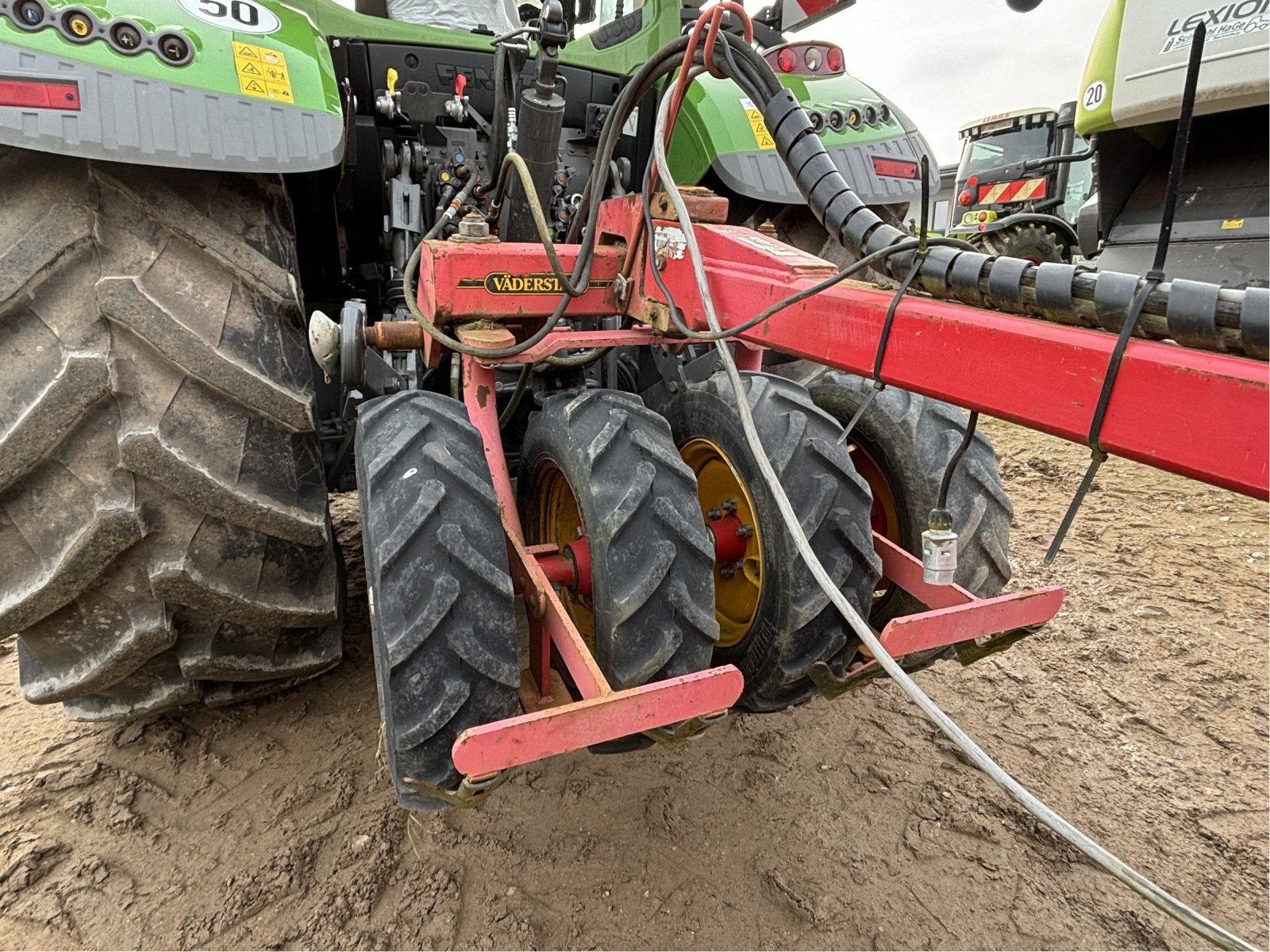 Drillmaschine des Typs Väderstad Rapid RD 400 S, Gebrauchtmaschine in Gadebusch (Bild 3)