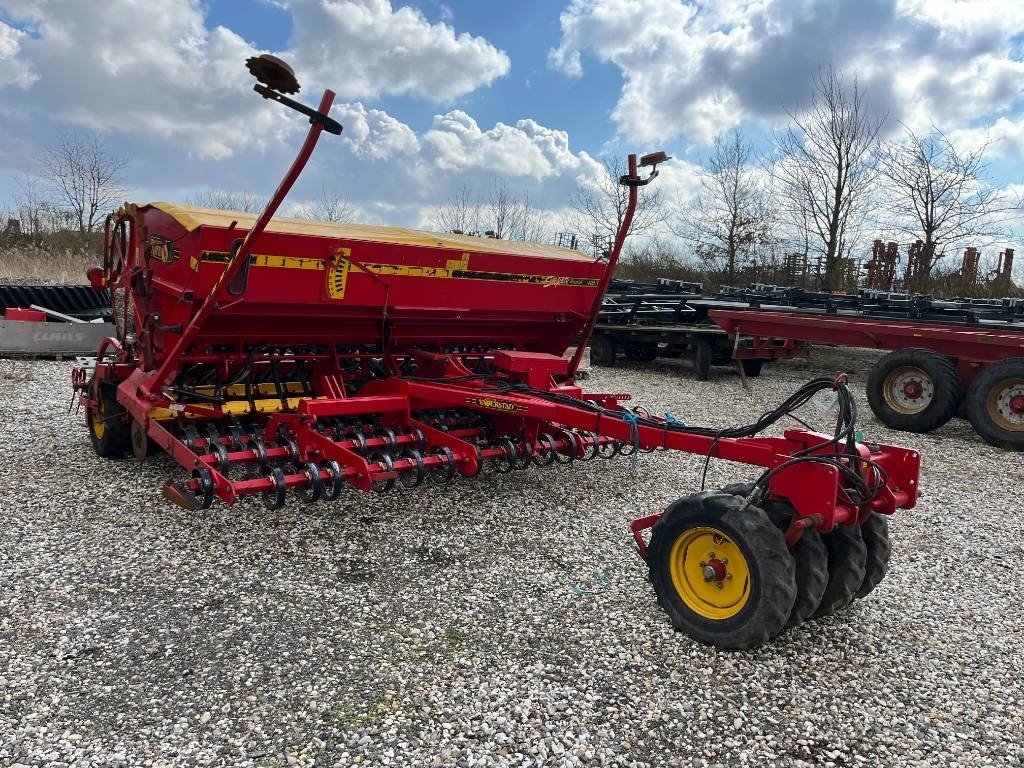 Drillmaschine tip Väderstad Rapid, Gebrauchtmaschine in Mern (Poză 1)