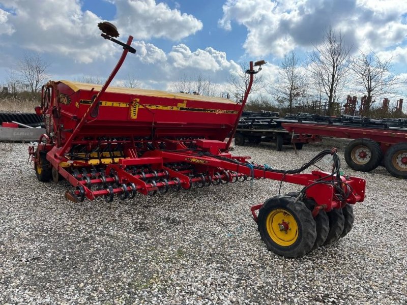 Drillmaschine des Typs Väderstad Rapid, Gebrauchtmaschine in Mern (Bild 1)