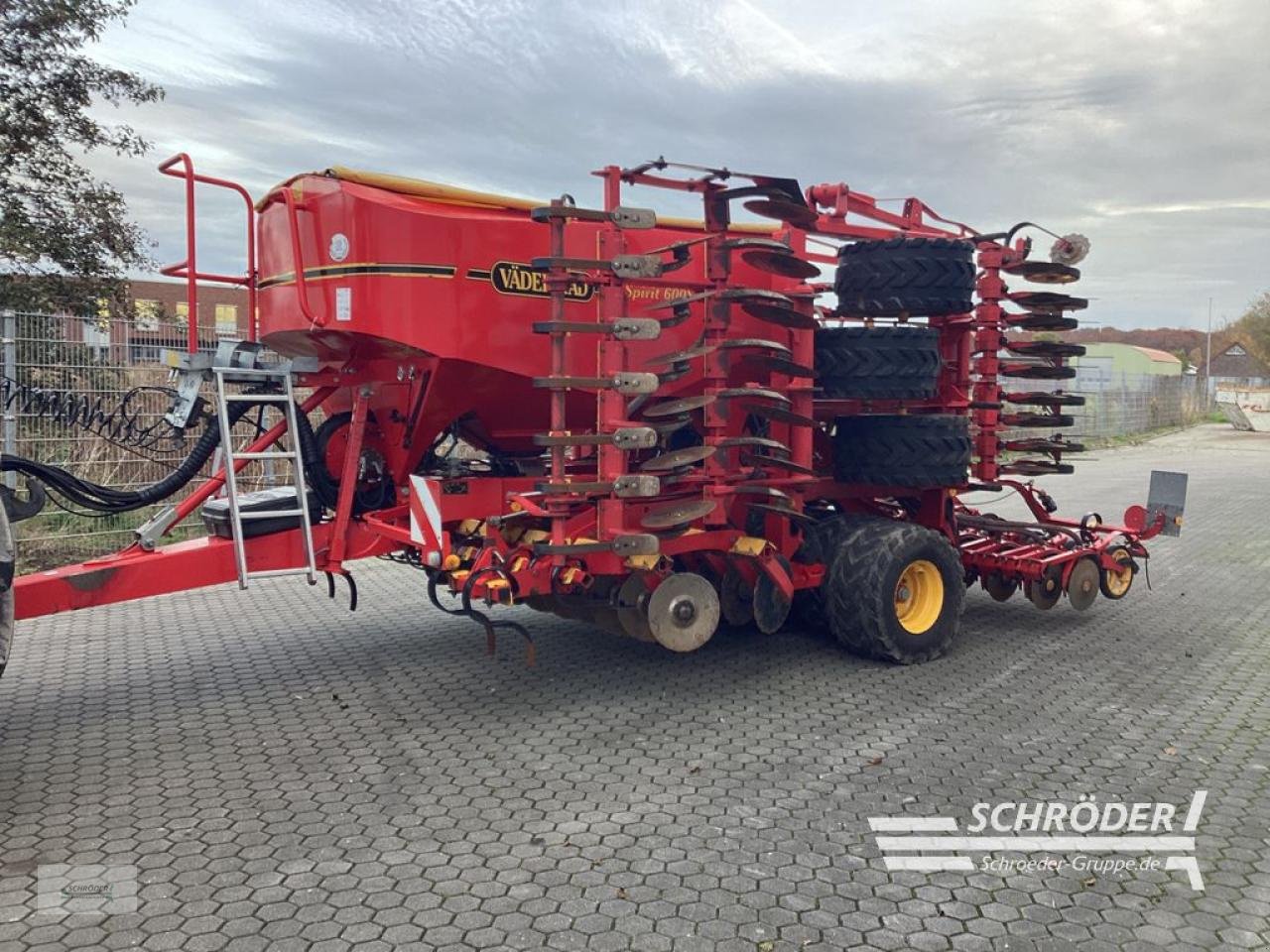 Drillmaschine des Typs Väderstad SPIRIT 600 S, Gebrauchtmaschine in Norden (Bild 1)