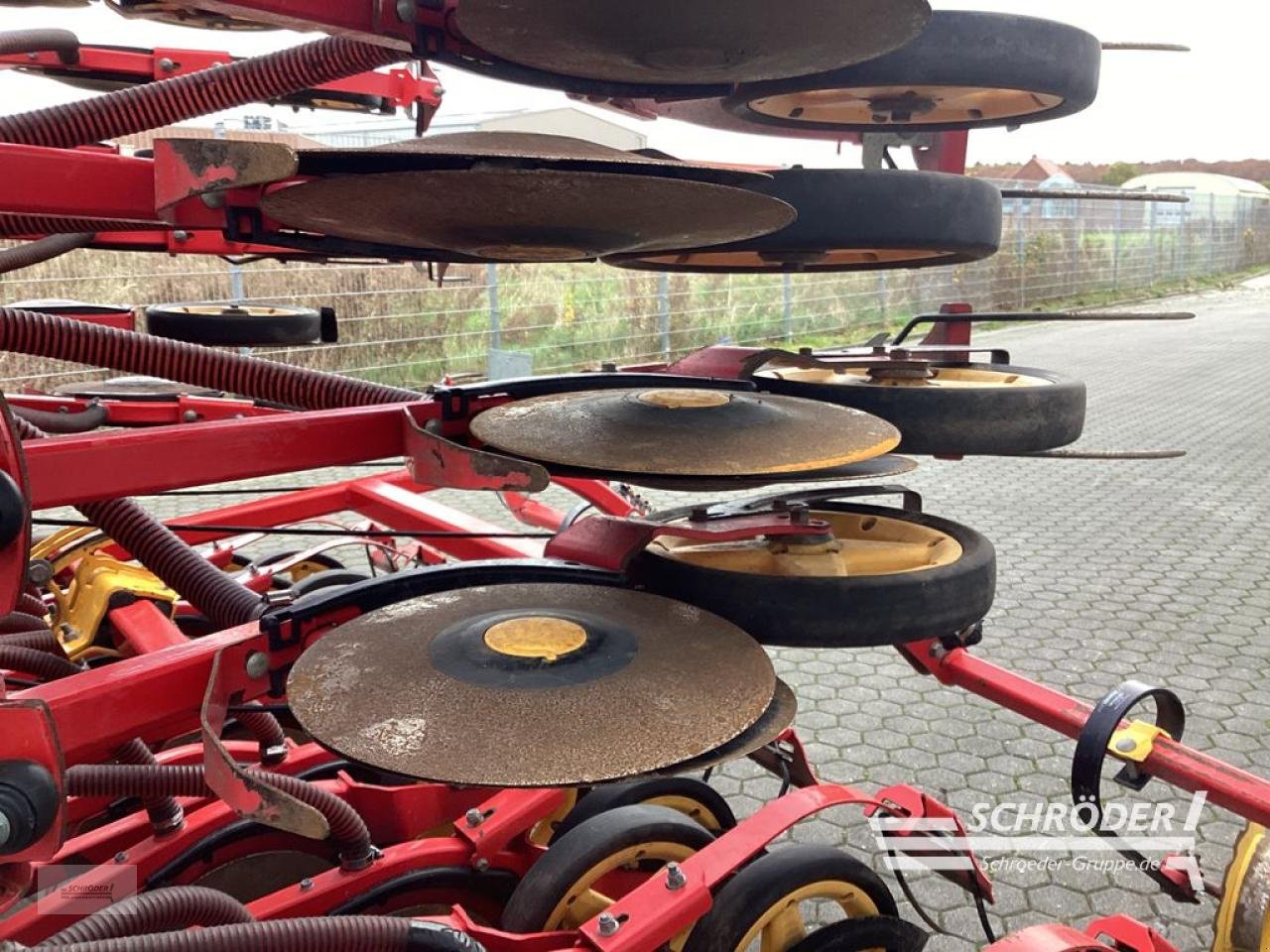 Drillmaschine des Typs Väderstad SPIRIT 600 S, Gebrauchtmaschine in Norden (Bild 2)