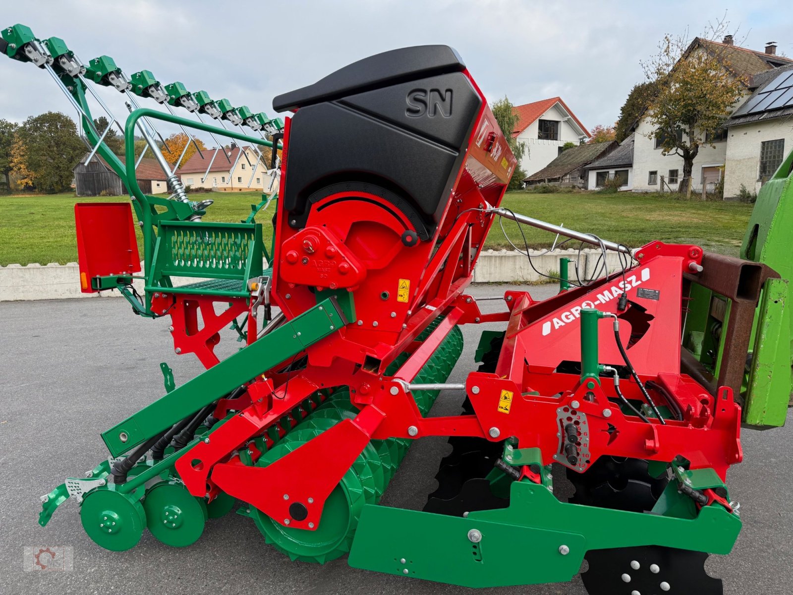 Drillmaschinenkombination of the type Agro-Masz ANT30 SN301 3m Sämaschine Scheibenegge, Neumaschine in Tiefenbach (Picture 2)