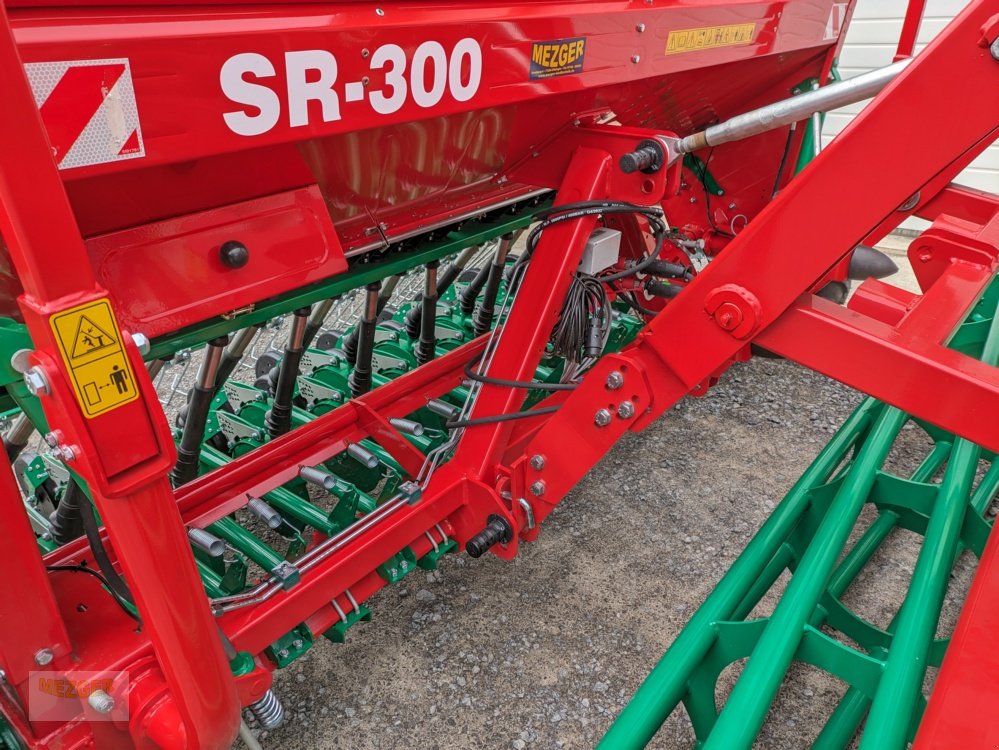 Drillmaschinenkombination des Typs Agro-Masz AT30 mit SR300 - Kurzscheibenegge mit Drillmaschine (Am Lager), Neumaschine in Ditzingen (Bild 5)