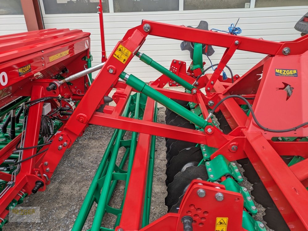 Drillmaschinenkombination des Typs Agro-Masz AT30 mit SR300 - Kurzscheibenegge mit Drillmaschine (Am Lager), Neumaschine in Ditzingen (Bild 7)