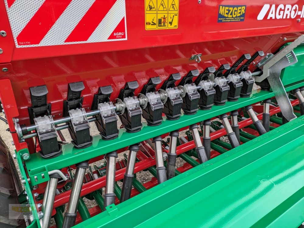 Drillmaschinenkombination du type Agro-Masz AT30 mit SR300 - Kurzscheibenegge mit Drillmaschine (Am Lager), Neumaschine en Ditzingen (Photo 15)
