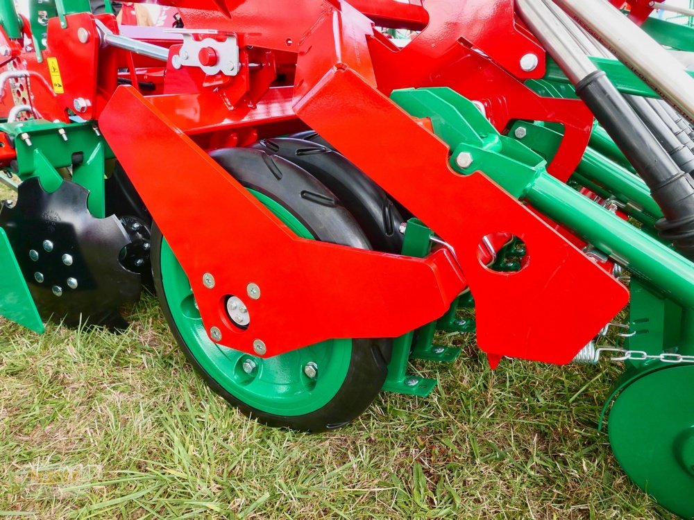 Drillmaschinenkombination des Typs Agro-Masz Säkombination ANT30 und SN300, Neumaschine in Ditzingen (Bild 3)