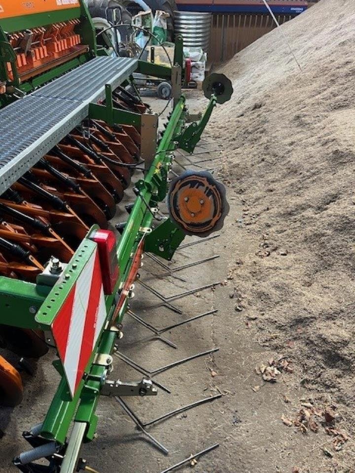 Drillmaschinenkombination of the type Amazone AD/KG 4000, Gebrauchtmaschine in Maribo (Picture 8)