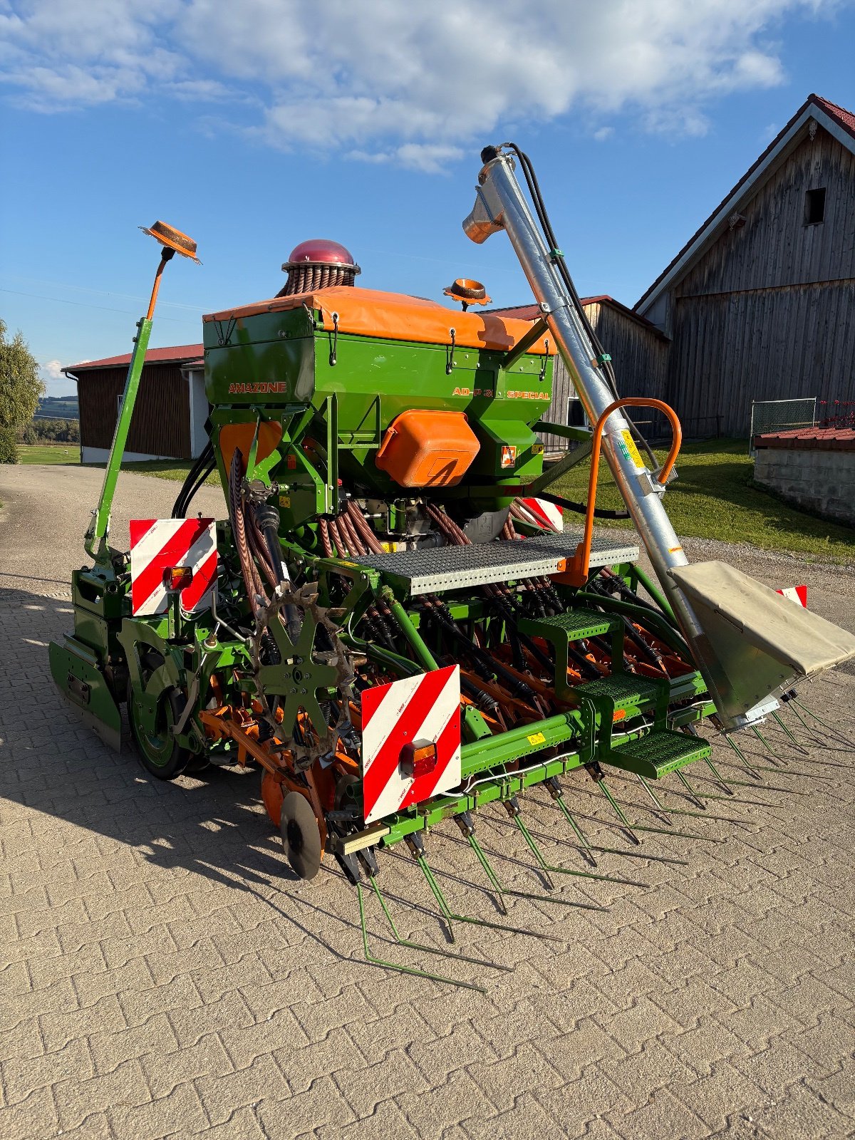 Drillmaschinenkombination typu Amazone AD-P 303 Special, Gebrauchtmaschine w Bad Wurzach (Zdjęcie 2)