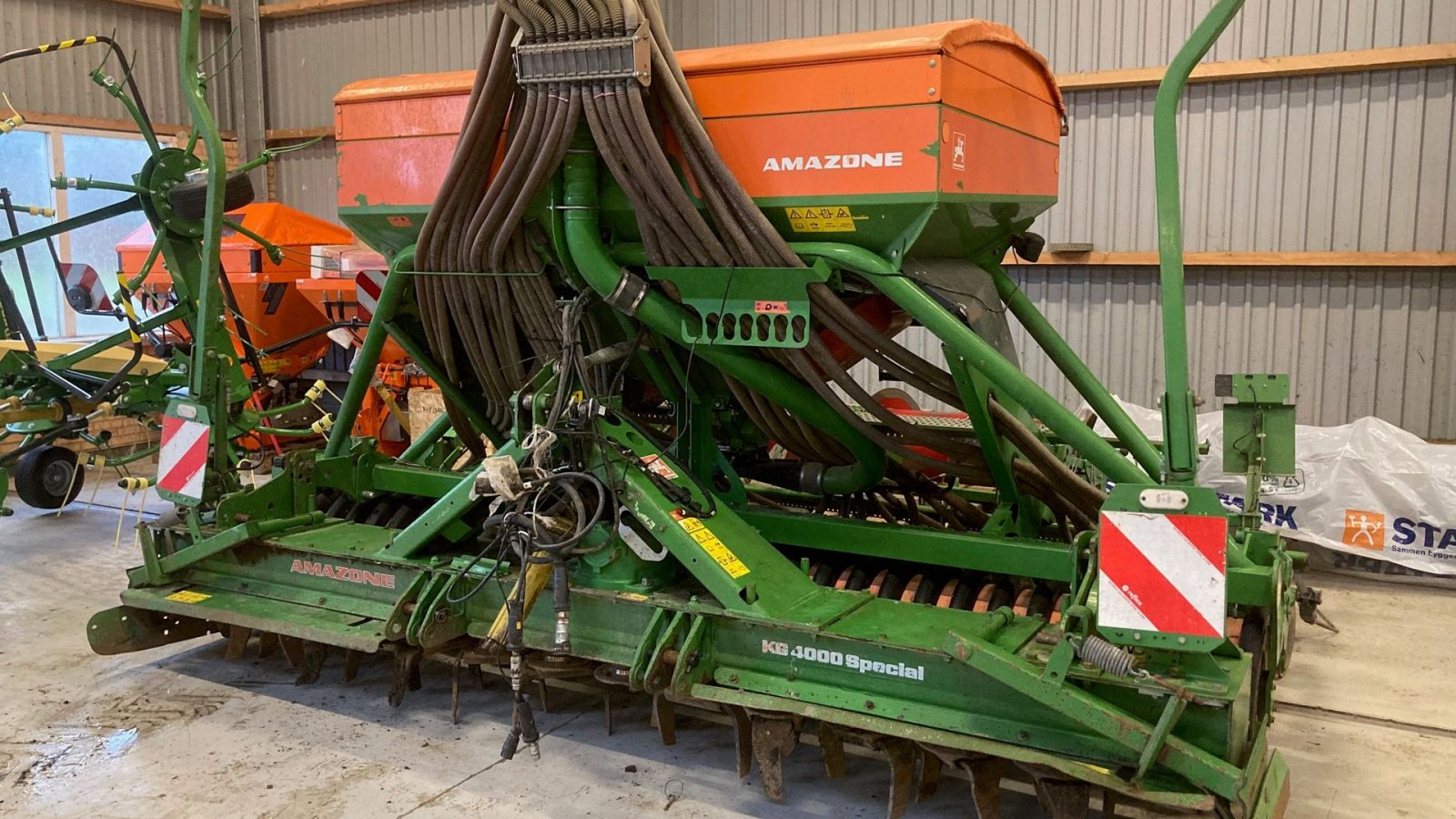 Drillmaschinenkombination от тип Amazone AD-P 4000 SUPER, Gebrauchtmaschine в Store Heddinge (Снимка 1)