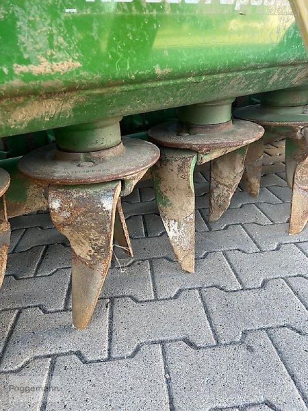 Drillmaschinenkombination of the type Amazone Amazone Avant 3002 Säschine/  Fronttank Ftender 1600/ Precea 3000-1 Maisleger, Gebrauchtmaschine in Bad Iburg - Sentrup (Picture 31)