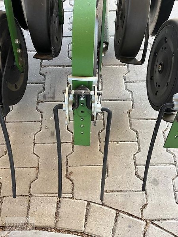 Drillmaschinenkombination of the type Amazone Amazone Avant 3002 Säschine/  Fronttank Ftender 1600/ Precea 3000-1 Maisleger, Gebrauchtmaschine in Bad Iburg - Sentrup (Picture 9)