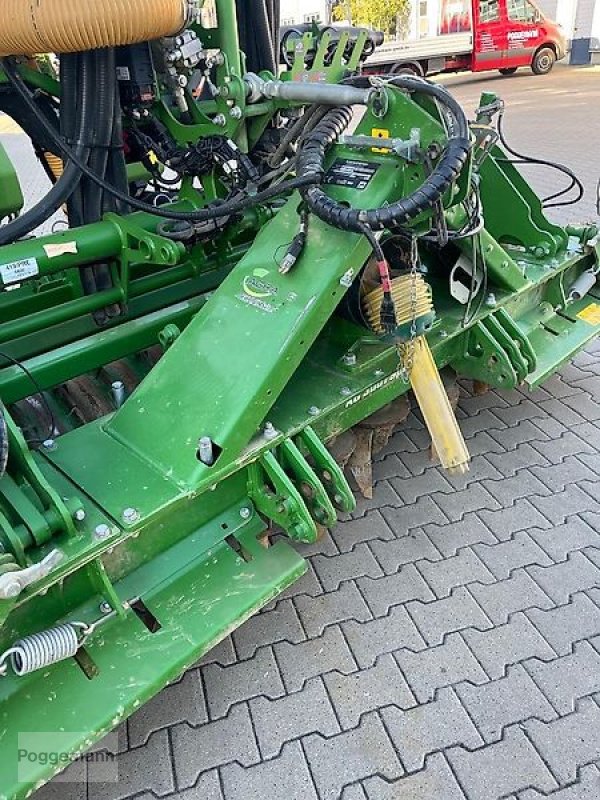 Drillmaschinenkombination of the type Amazone Amazone Avant 3002 Säschine/  Fronttank Ftender 1600/ Precea 3000-1 Maisleger, Gebrauchtmaschine in Bad Iburg - Sentrup (Picture 30)