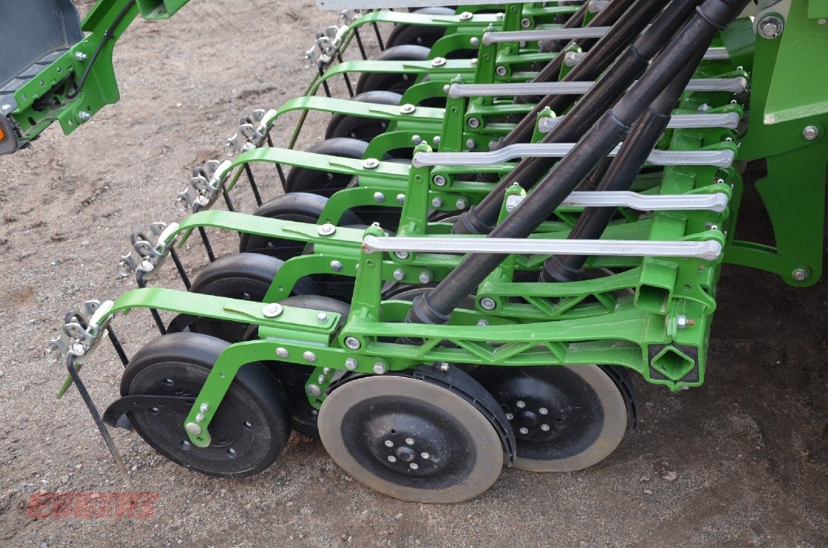 Drillmaschinenkombination of the type Amazone Cataya 3000 Super/KG/KWM, Neumaschine in Suhlendorf (Picture 9)