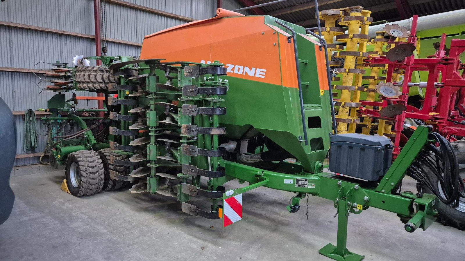 Drillmaschinenkombination типа Amazone Cirrus 4003-2 med opklap, kun 1100 hektar!, Gebrauchtmaschine в Skjern (Фотография 1)