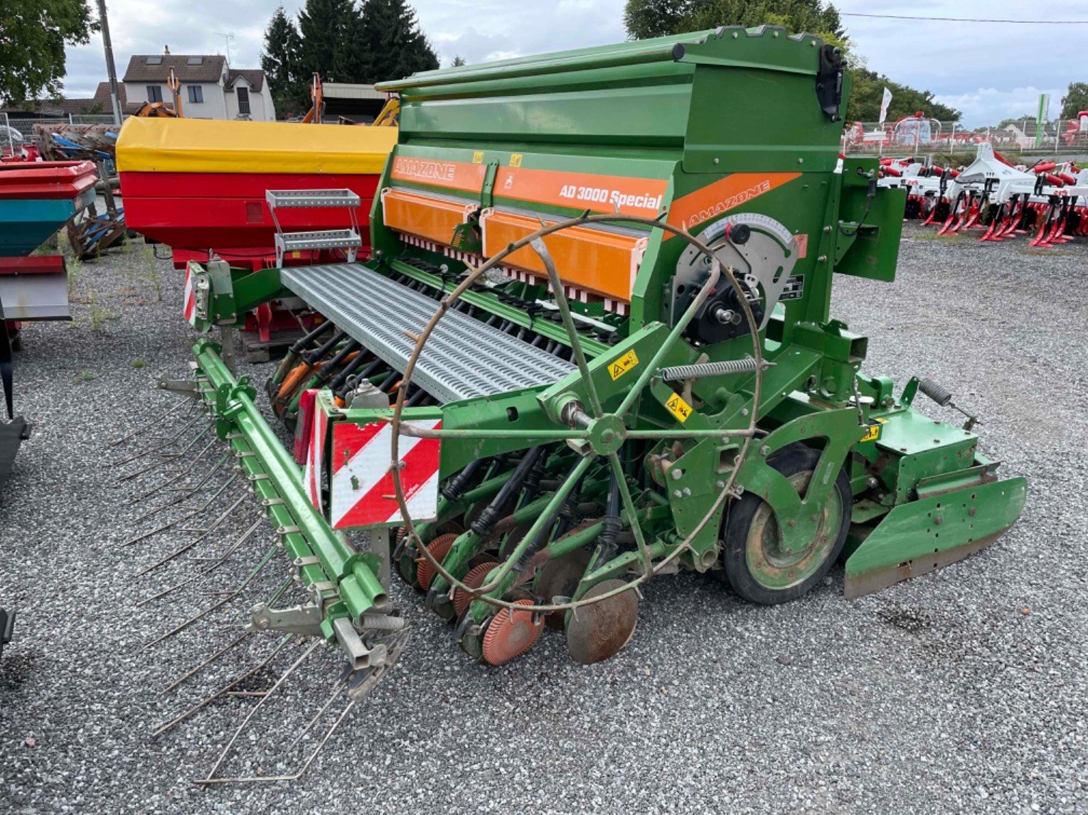 Drillmaschinenkombination del tipo Amazone Combiné de semis MATRIXEM 3000 M Amazone, Gebrauchtmaschine In LA SOUTERRAINE (Immagine 2)