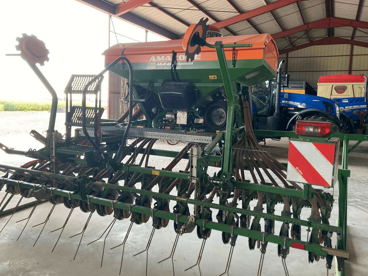 Drillmaschinenkombination tip Amazone COMBINE AMAZONE KG 4000 SUPER, Gebrauchtmaschine in ST CLEMENT DE LA PLACE (Poză 2)