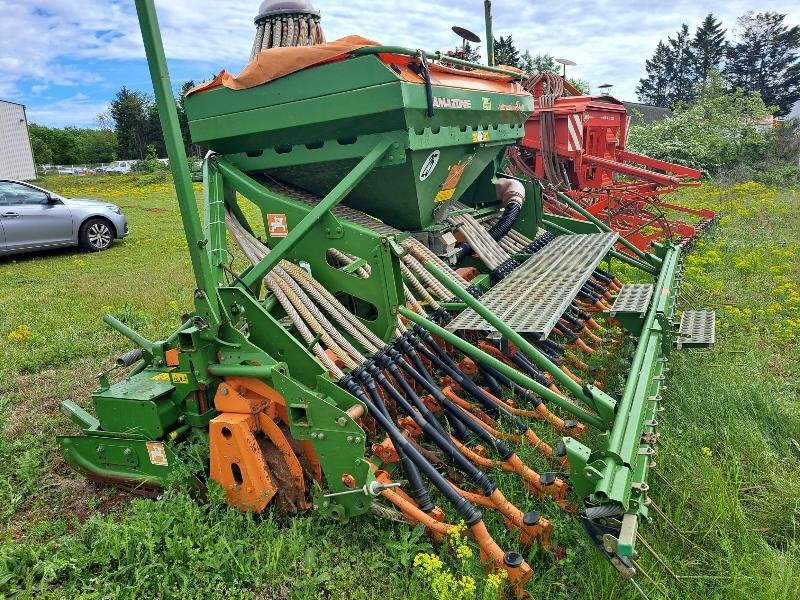 Amazone COMBINE, Gebrauchtmaschine, Year of manuf.: 2005 (Picture 1) Drillmaschinenkombination of the type Amazone COMBINE, Gebrauchtmaschine in SAINT GENEST D'AMBIERE (Picture 1)