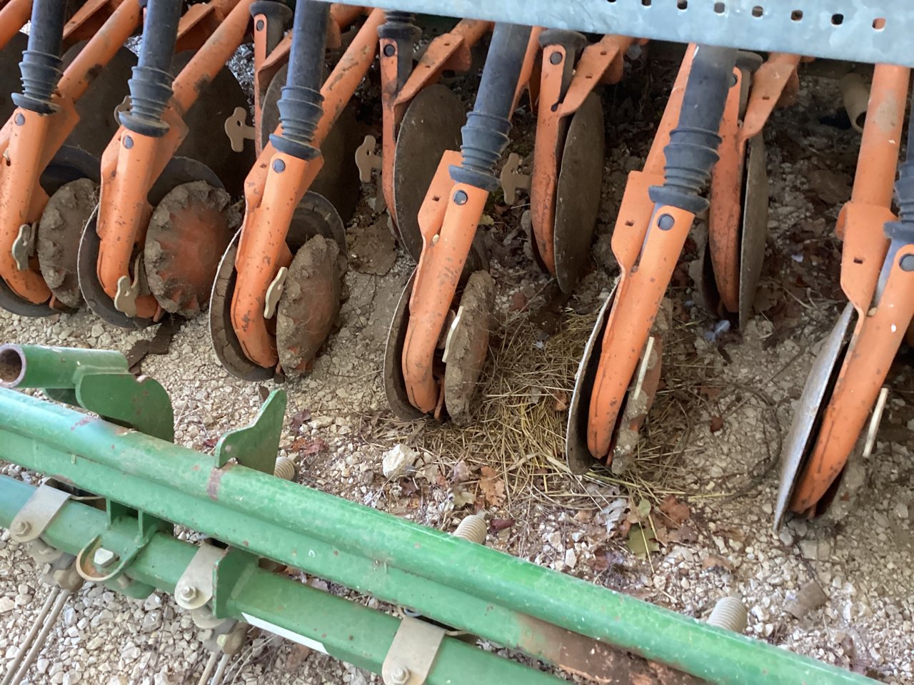 Drillmaschinenkombination of the type Amazone DISQUES, Gebrauchtmaschine in MORLHON LE HAUT (Picture 7)