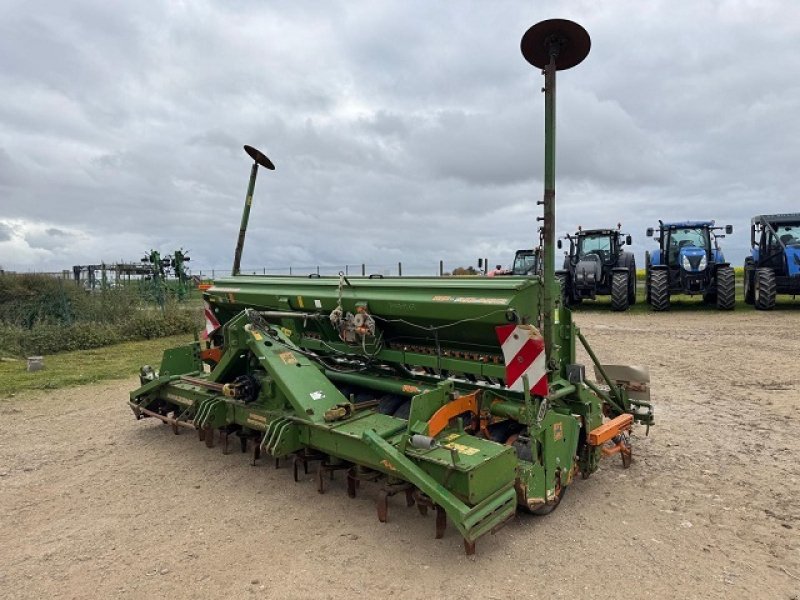 Drillmaschinenkombination du type Amazone KE402, Gebrauchtmaschine en PITHIVIERS Cedex (Photo 1)