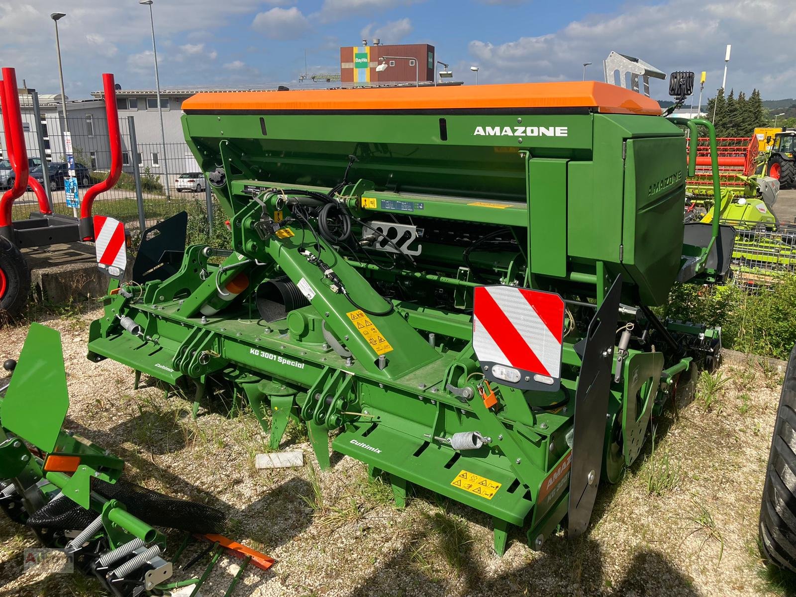 Drillmaschinenkombination des Typs Amazone KG 3001 Special + Cataya 3000 Super, Neumaschine in Münsingen (Bild 1)