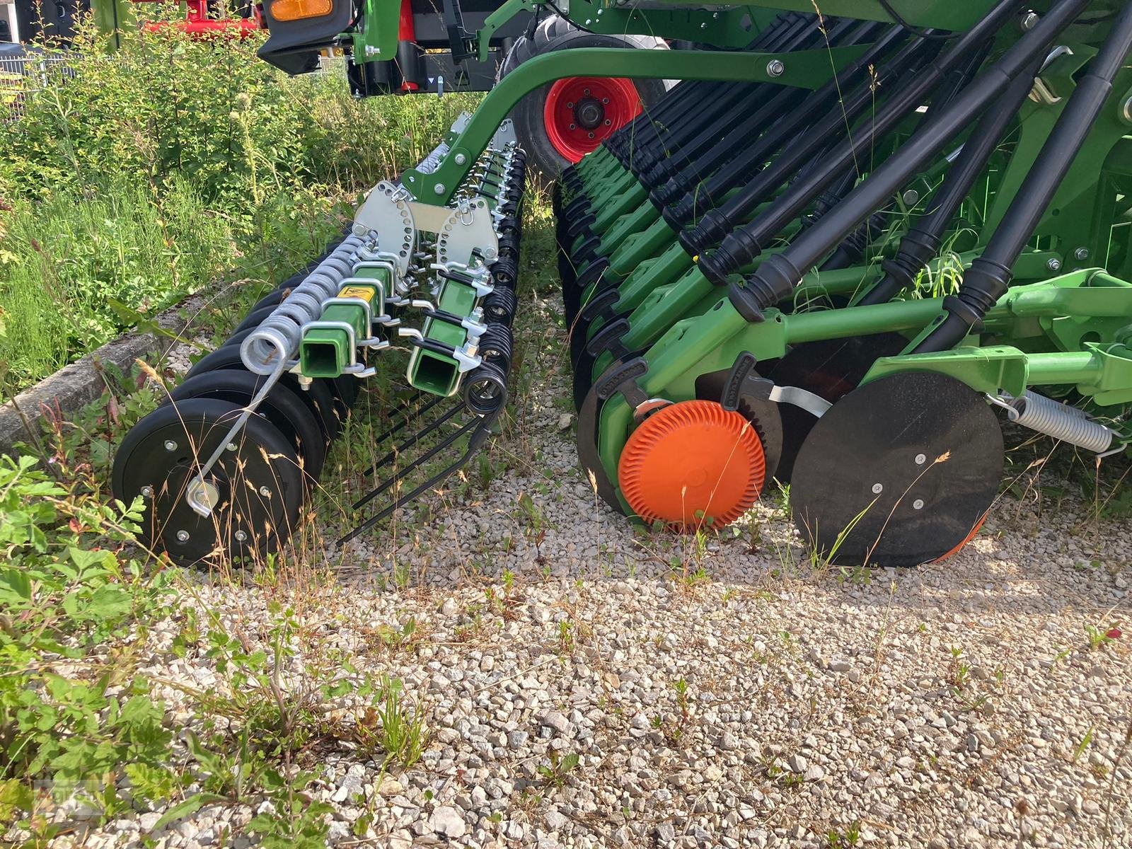 Drillmaschinenkombination des Typs Amazone KG 3001 Special + Cataya 3000 Super, Neumaschine in Münsingen (Bild 7)