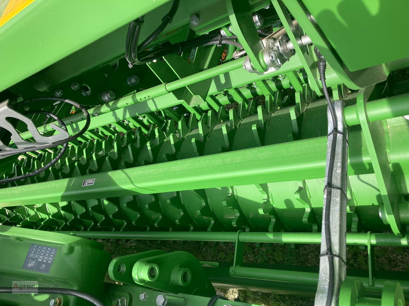 Drillmaschinenkombination des Typs Amazone KG 3001 Special + Cataya 3000 Super, Neumaschine in Münsingen (Bild 9)