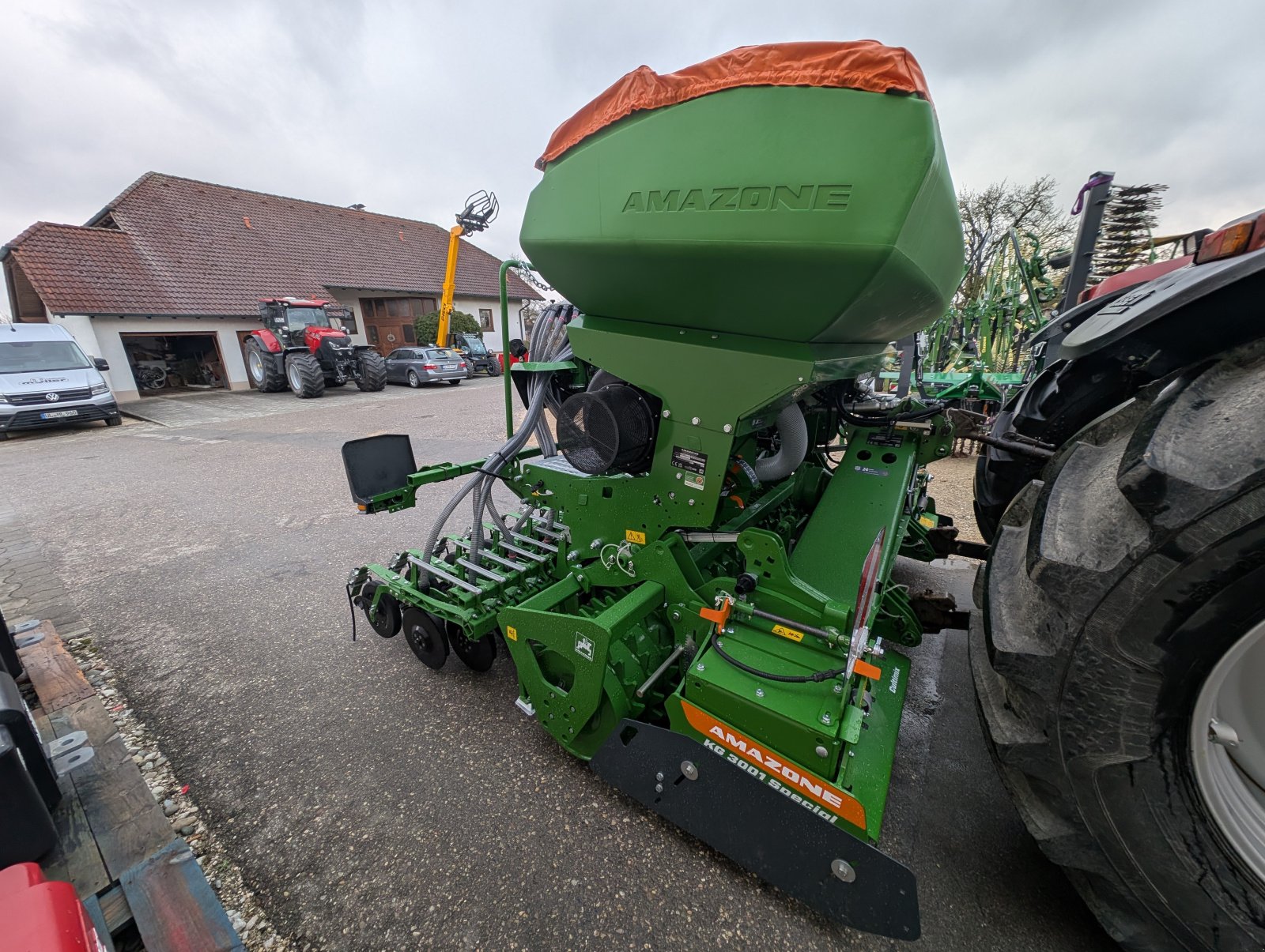 Drillmaschinenkombination des Typs Amazone KG 3001 Special mit Centaya 3000 Super, Neumaschine in Altbierlingen (Bild 4)