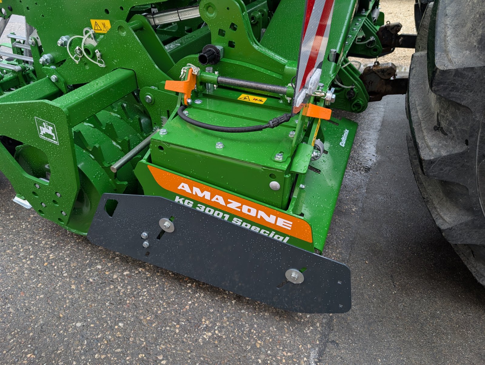 Drillmaschinenkombination des Typs Amazone KG 3001 Special mit Centaya 3000 Super, Neumaschine in Altbierlingen (Bild 5)