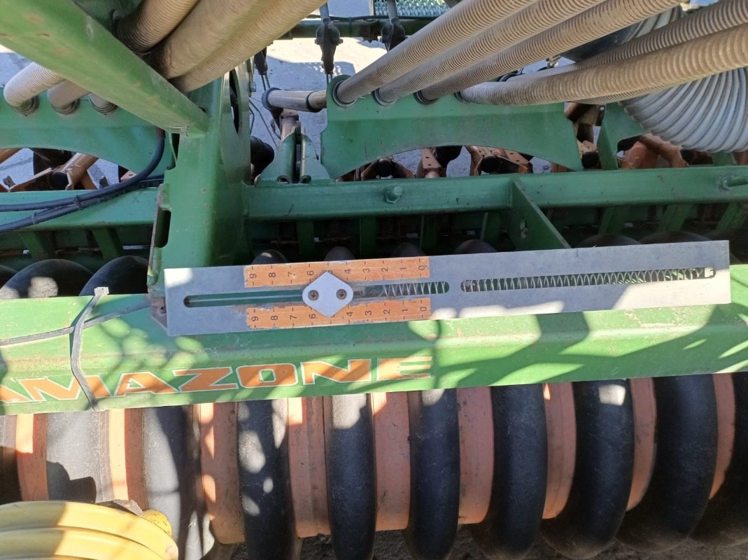 Drillmaschinenkombination des Typs Amazone KG 403 + ADP/KW 403, Gebrauchtmaschine in Liebenwalde (Bild 25)