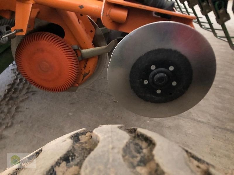 Drillmaschinenkombination of the type Amazone KG400S + ADP403S + Wagen, Gebrauchtmaschine in Salsitz (Picture 17)