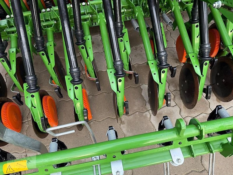 Drillmaschinenkombination za tip Amazone KX mit Cataya Spezial, Vorführmaschine u Geestland (Slika 17)