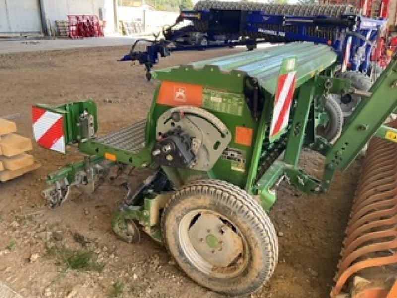 Drillmaschinenkombination of the type Amazone Mécanique, Gebrauchtmaschine in SAINT NIZIER DE FORNAS (Picture 6)