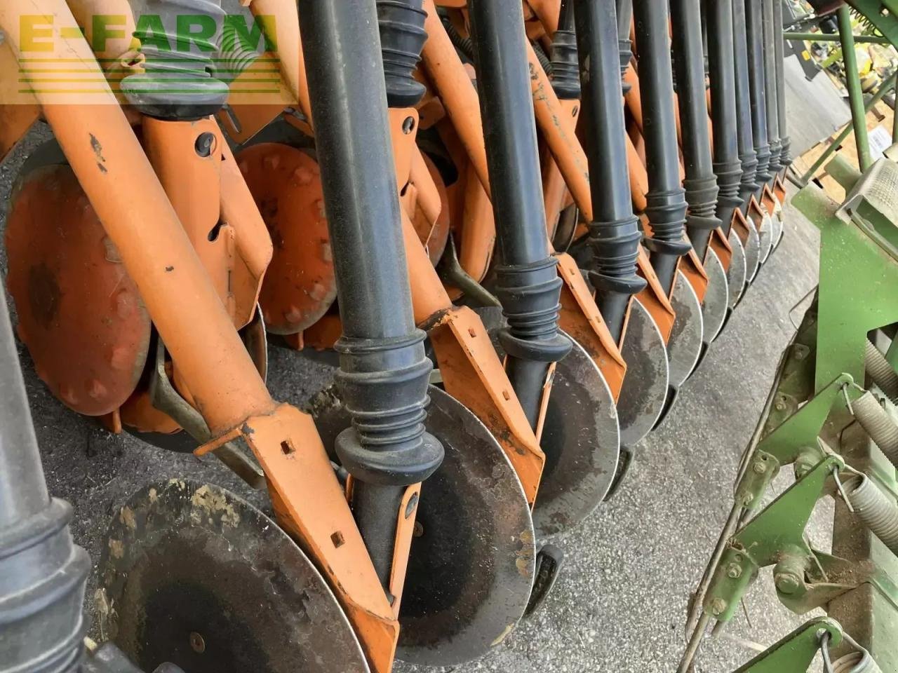 Drillmaschinenkombination tip Amazone semoir ad 302, Gebrauchtmaschine in BLENDECQUES (Poză 5)