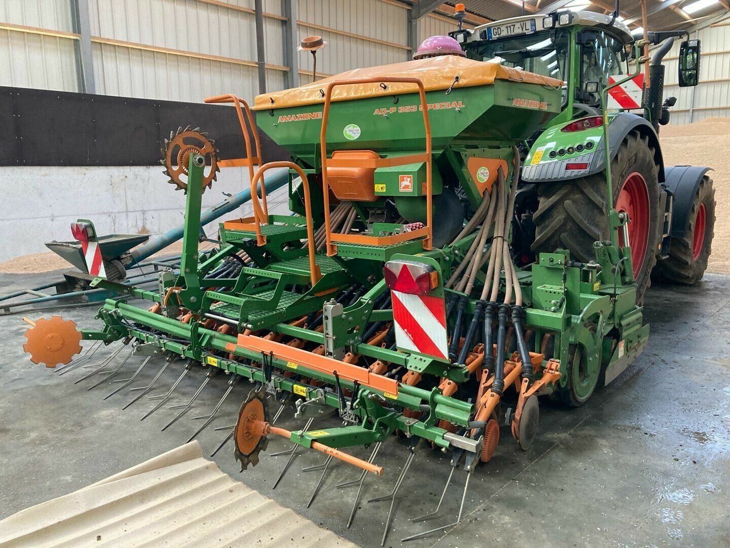 Drillmaschinenkombination a típus Amazone SEMOIR+HERSE KG3500+ADP353, Gebrauchtmaschine ekkor: PONTIVY (Kép 1)