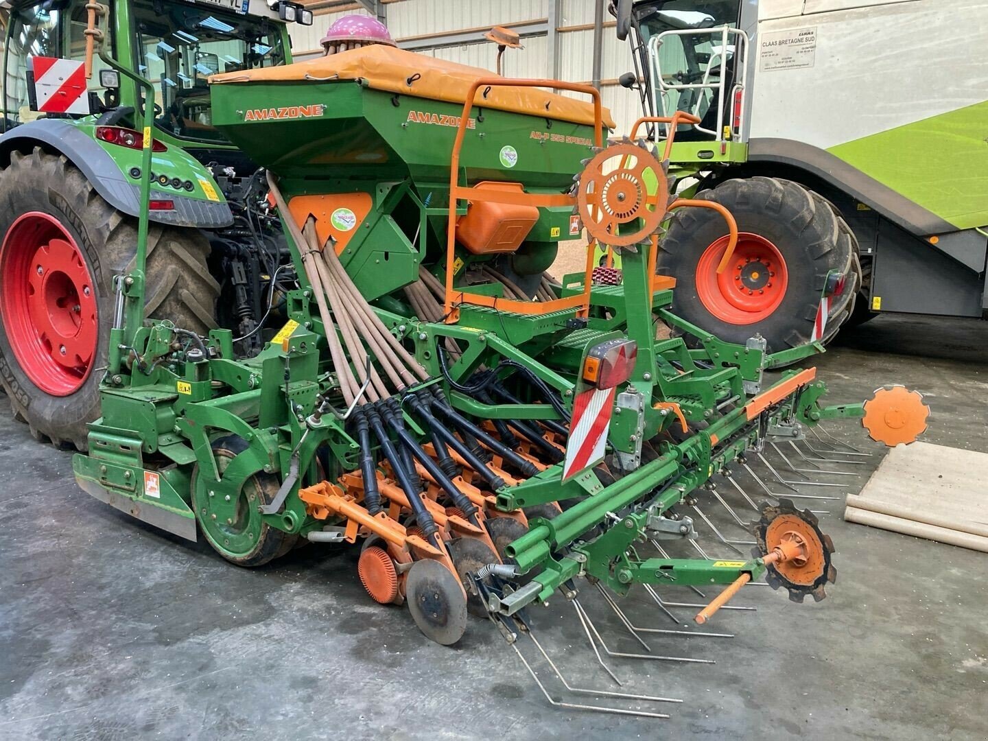 Drillmaschinenkombination a típus Amazone SEMOIR+HERSE KG3500+ADP353, Gebrauchtmaschine ekkor: PONTIVY (Kép 5)