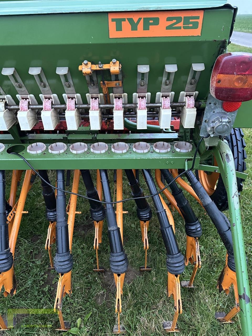 Drillmaschinenkombination del tipo Amazone Typ 25 Standard + Kuhn HR 2501M, Gebrauchtmaschine en Homberg/Ohm - Maulbach (Imagen 2)