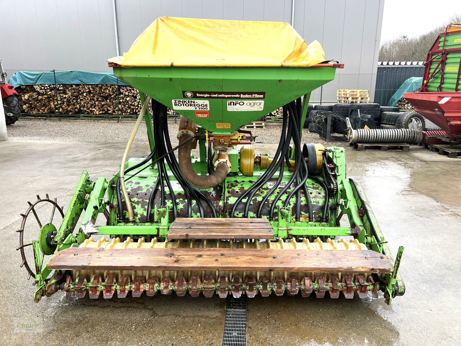 Drillmaschinenkombination des Typs Deutz-Fahr Z2100 Zinken-Rotoregge mit pneumatischer Sämaschine, Gebrauchtmaschine in Burgrieden (Bild 4)