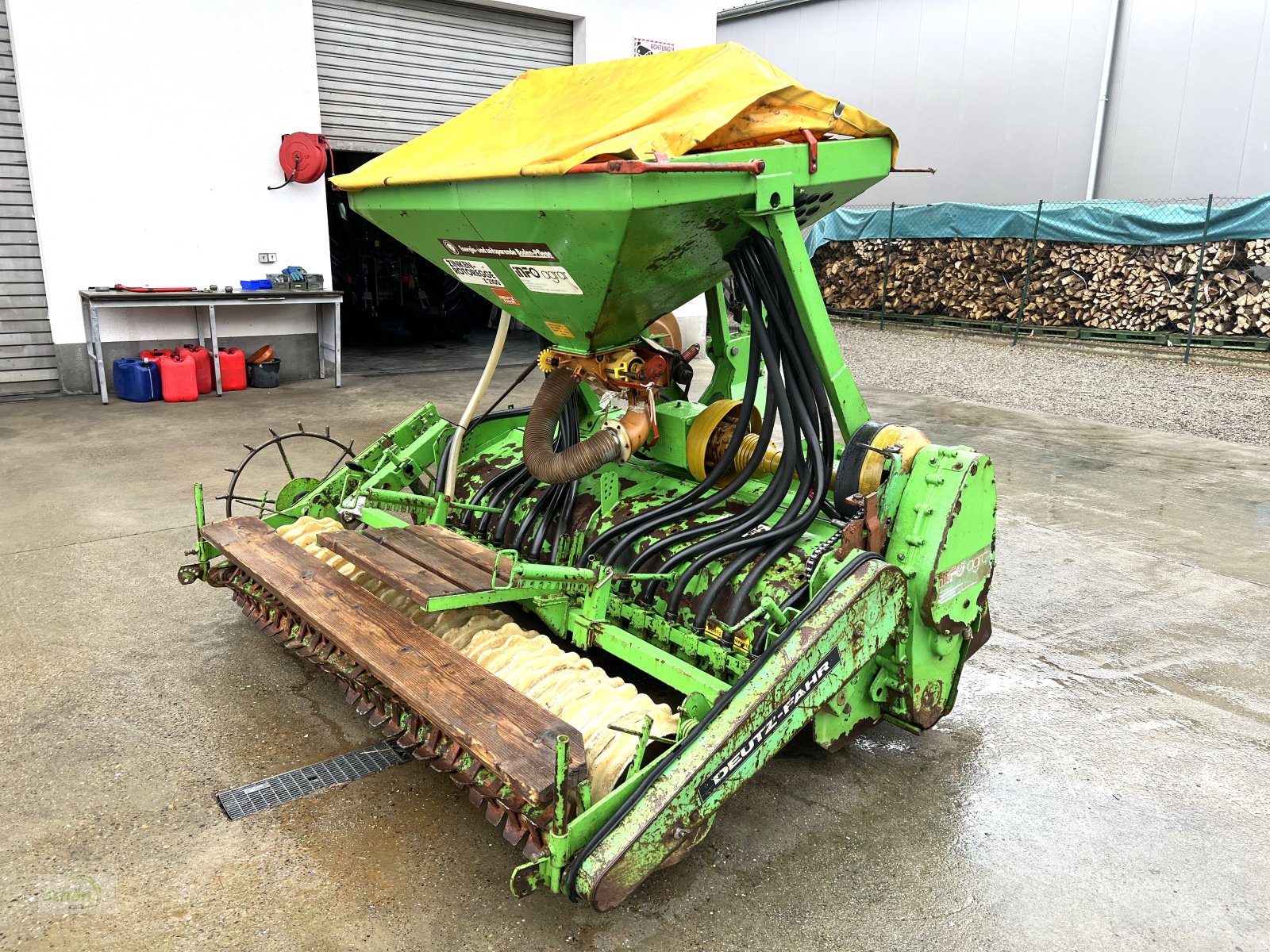 Drillmaschinenkombination des Typs Deutz-Fahr Z2100 Zinken-Rotoregge mit pneumatischer Sämaschine, Gebrauchtmaschine in Burgrieden (Bild 5)